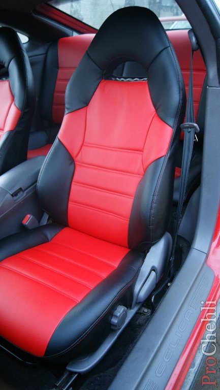 Красно-черные авточехлы для Toyota Сelika №1