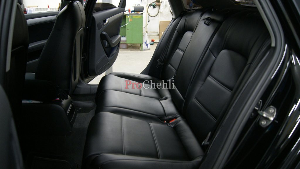 Чехлы для Audi A4 B8 из черной экокожи №4