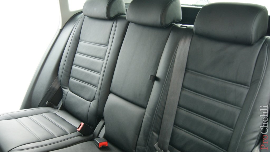 Авточехлы из черной экокожи для Volkswagen Tiguan 2011 №5