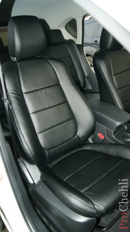 Черные авточехлы для Mazda CX 5 2014 №1