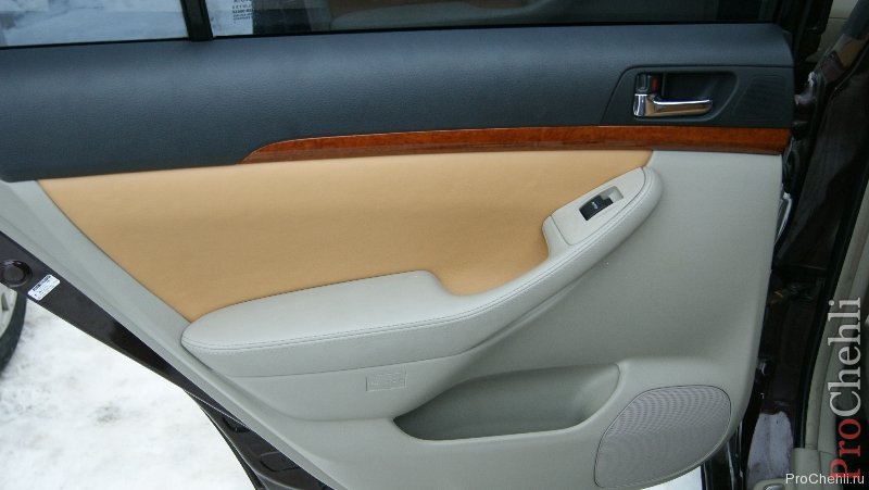 Перетяжка дверей Toyota Avensis №6