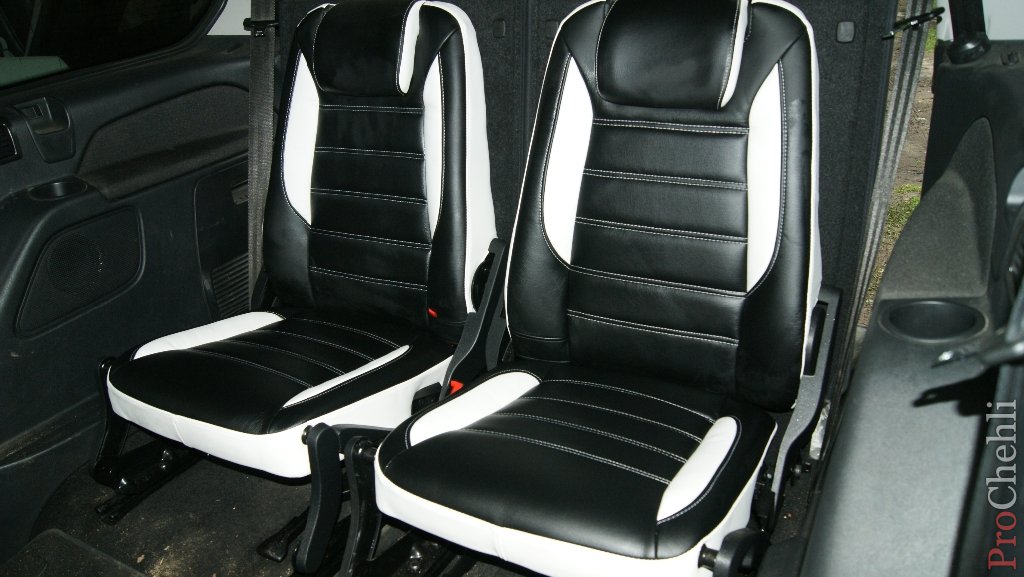 Авточехлы из черно-белой экокожи для Ford Galaxy №12