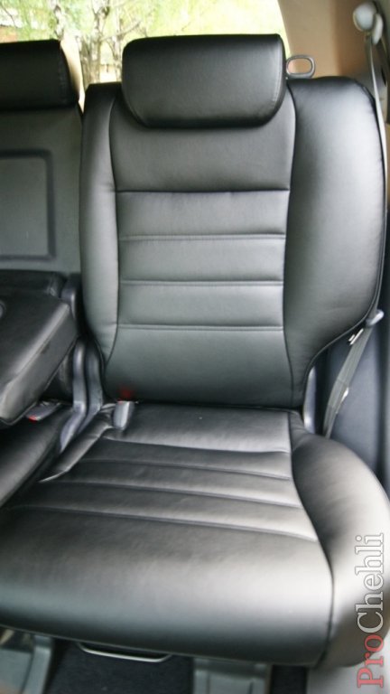 Чехлы из черной экокожи для Honda CRV 3 фото 6