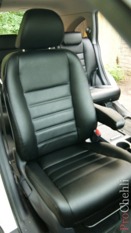 Чехлы из черной экокожи для Honda CRV 3 фото 10