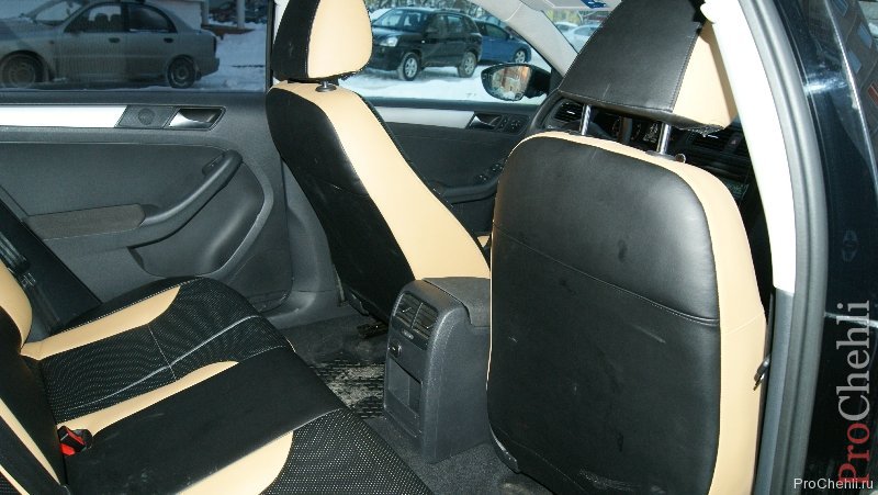 Черно-бежевые авточехлы для Volkswagen Jetta №10