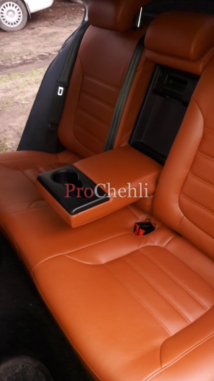 Коричневые каркасные авточехлы для VolksWagen Jetta 6 Comfortline от prochehli.ru