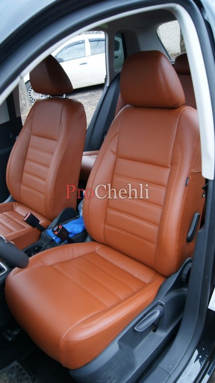Авточехлы из коричневой экокожи для Volkswagen Tiguan 2011