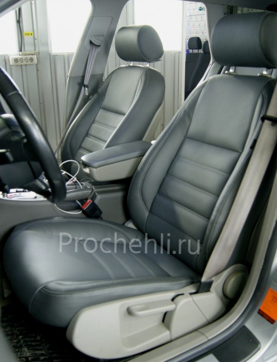 Каркасные чехлы для Audi A4 B7 с эффектом перетяжки салона из серой экокожи №3