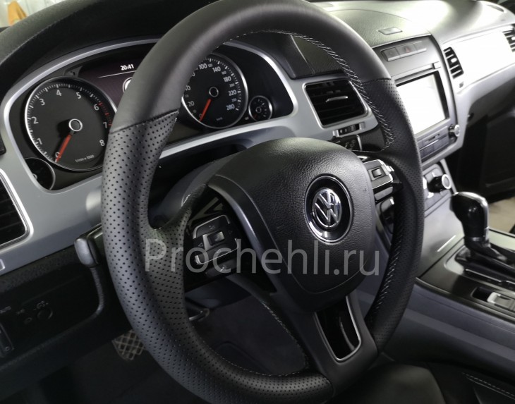 Руль Volkswagen Touareg 2 из черной натуральной кожи наппа