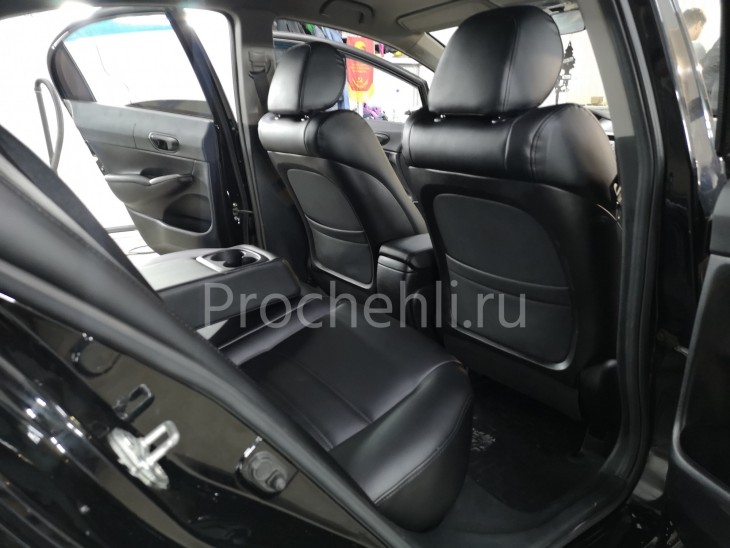 Каркасные авточехлы для Honda Civic 8 (4D) из черной экокожи №2