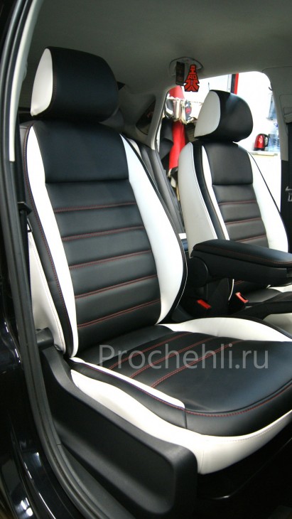 Каркасные чехлы на VW Polo sedan из черной и белой экокожи №8