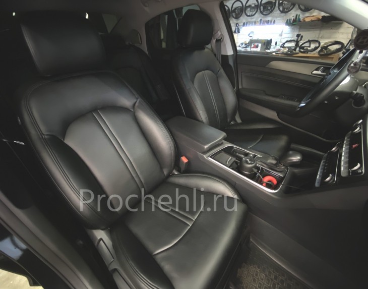 Чехлы для Hyundai Sonata 7 с эффектом перетяжки салона из черной экокожи №3