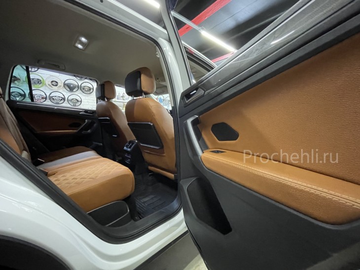 Каркасные чехлы для VW Tiguan 2 из рыже-коричневой экокожи №2