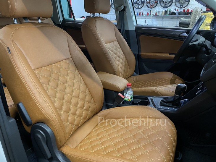 Каркасные чехлы для VW Tiguan 2 из рыже-коричневой экокожи №10