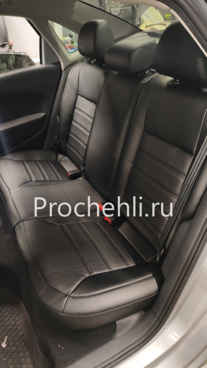 Чехлы для Volkswagen polo седан из черной экокожи №12