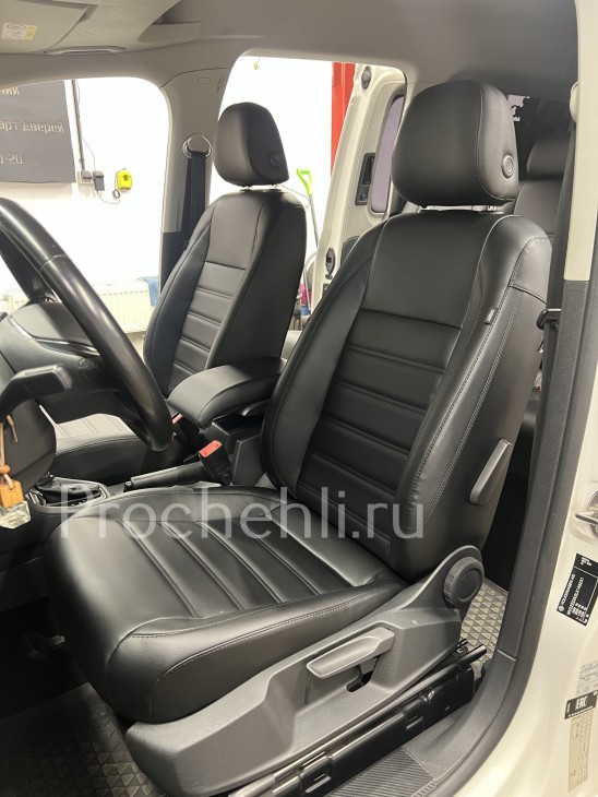 Чехлы для передних сидений VW Caddy из черной экокожи Чехлы для VW Caddy из черной экокожи №1
