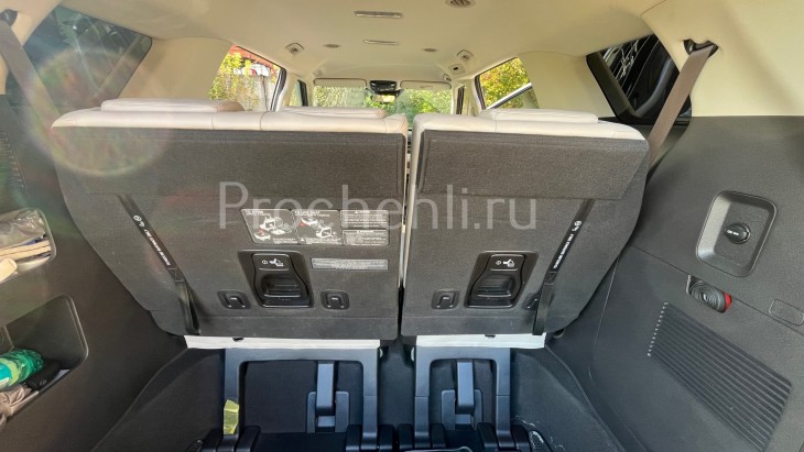 Чехлы для Kia Carnival 4 из бежевой экокожи №8