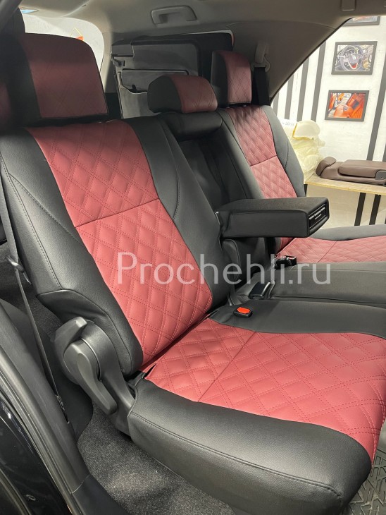 Каркасные чехлы для Toyota Fortuner 2 из черной и красной экокожи №5